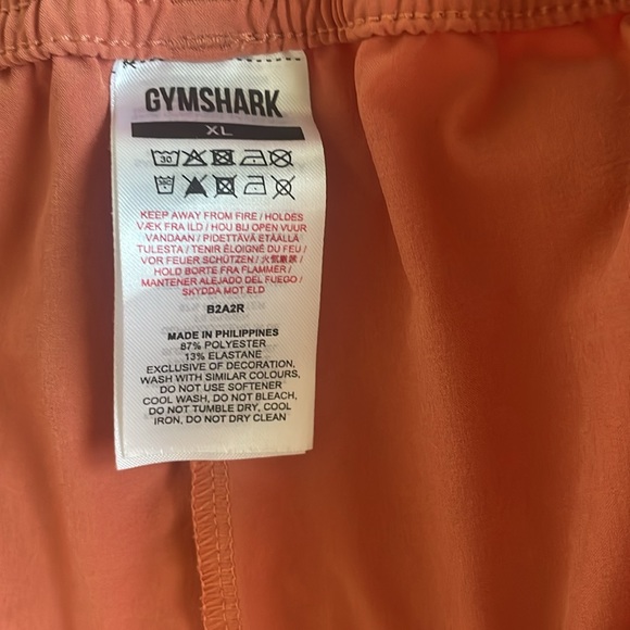 NWOT Gymshark x KK Fit shorts - Picture 3 of 4